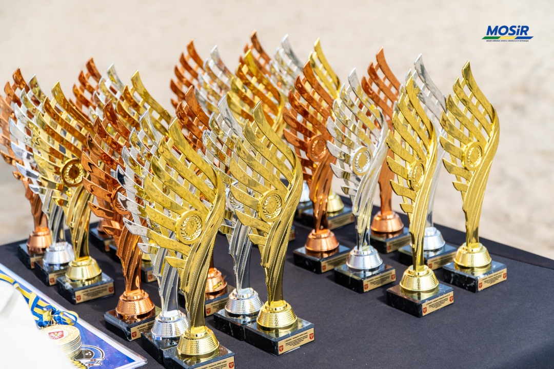 Turniej siatkówki plażowej na plaży miejskiej [18.08.2024] - zdjęcie #39 - eOstroleka.pl