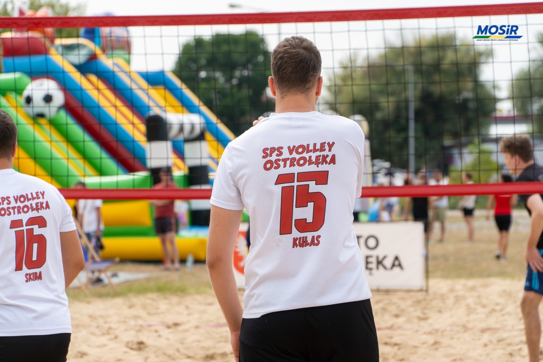 Turniej siatkówki plażowej na plaży miejskiej [18.08.2024] - zdjęcie #30 - eOstroleka.pl