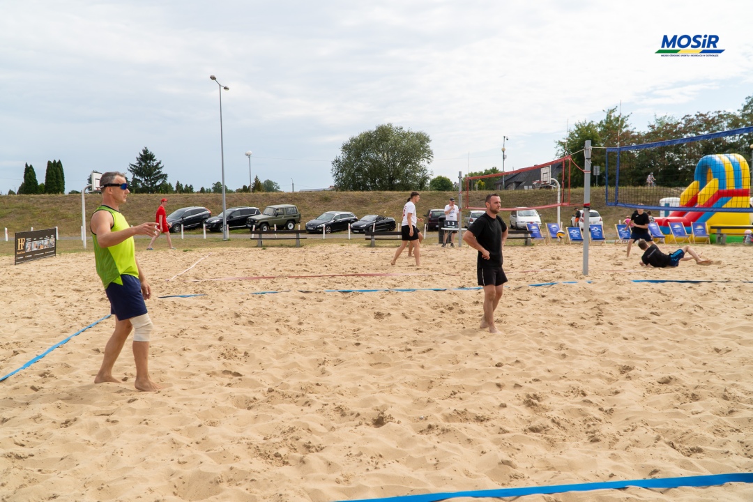 Turniej siatkówki plażowej na plaży miejskiej [18.08.2024] - zdjęcie #22 - eOstroleka.pl