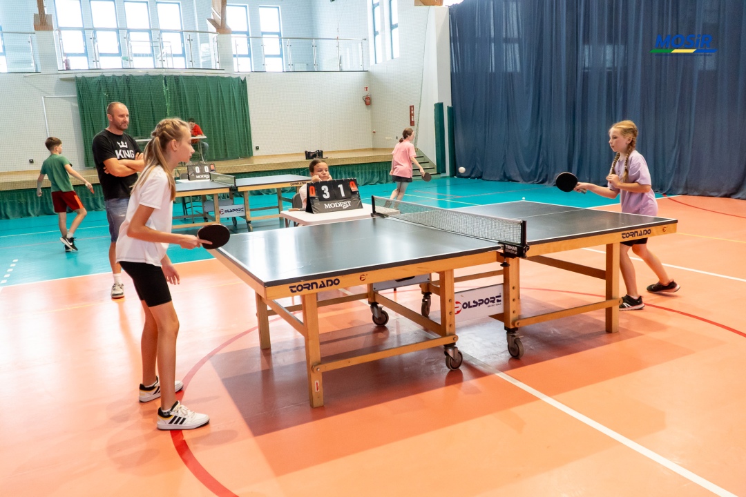 Wakacyjny turniej tenisa stołowego [18.08.2024] - zdjęcie #15 - eOstroleka.pl