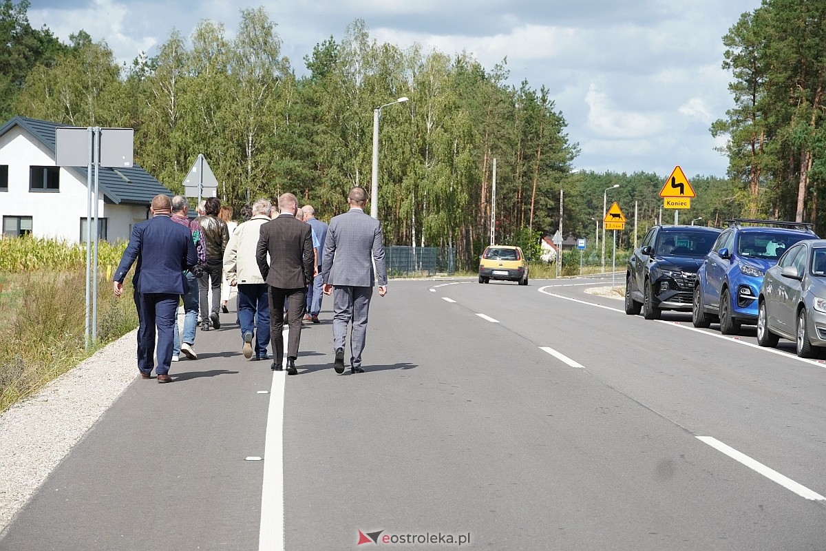 Oficjalne odbiory dróg w powiecie ostrołęckim [22.08.2024] - zdjęcie #15 - eOstroleka.pl