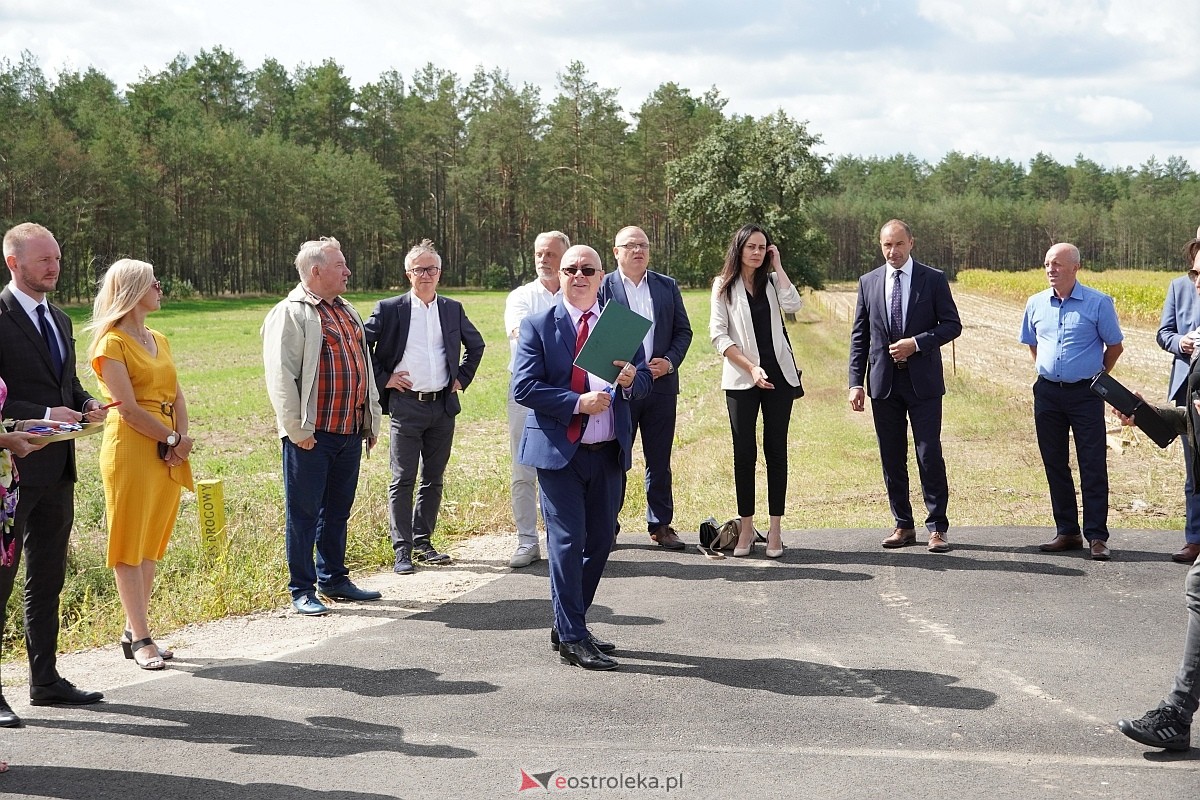 Oficjalne odbiory dróg w powiecie ostrołęckim [22.08.2024] - zdjęcie #11 - eOstroleka.pl