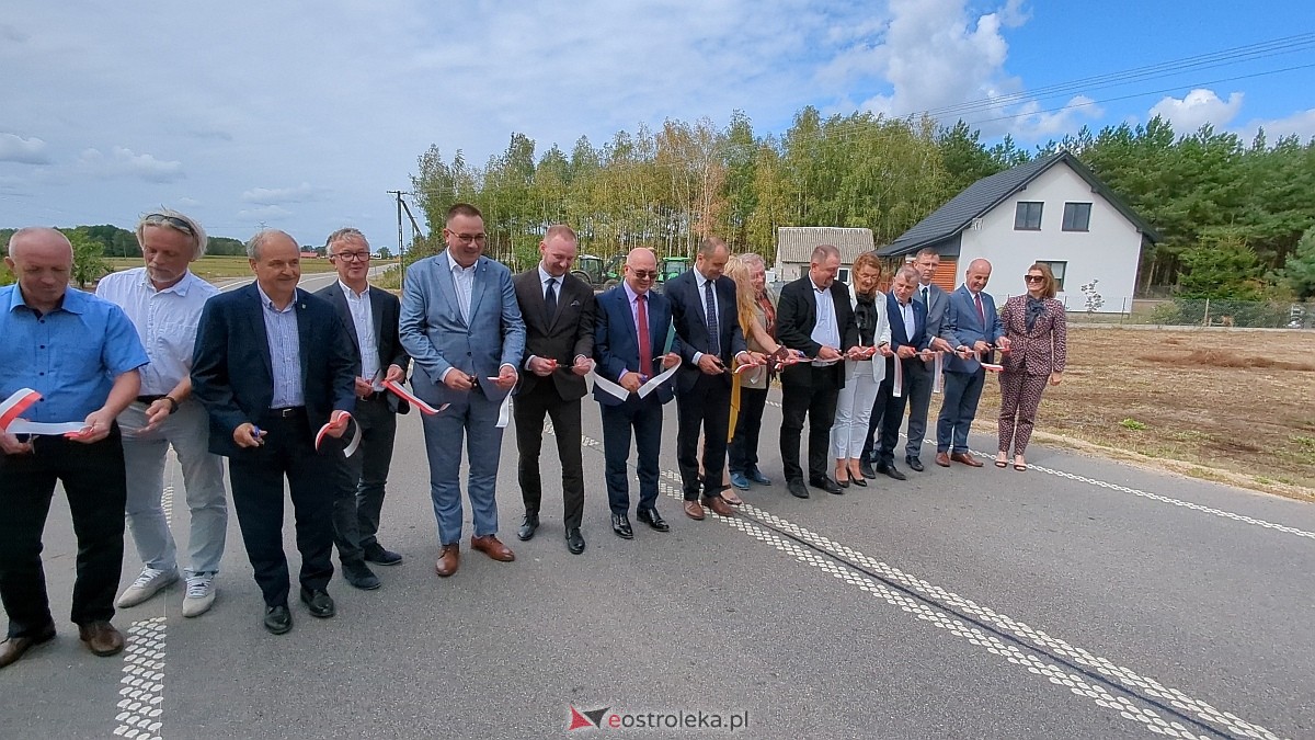 Oficjalne odbiory dróg w powiecie ostrołęckim [22.08.2024] - zdjęcie #1 - eOstroleka.pl