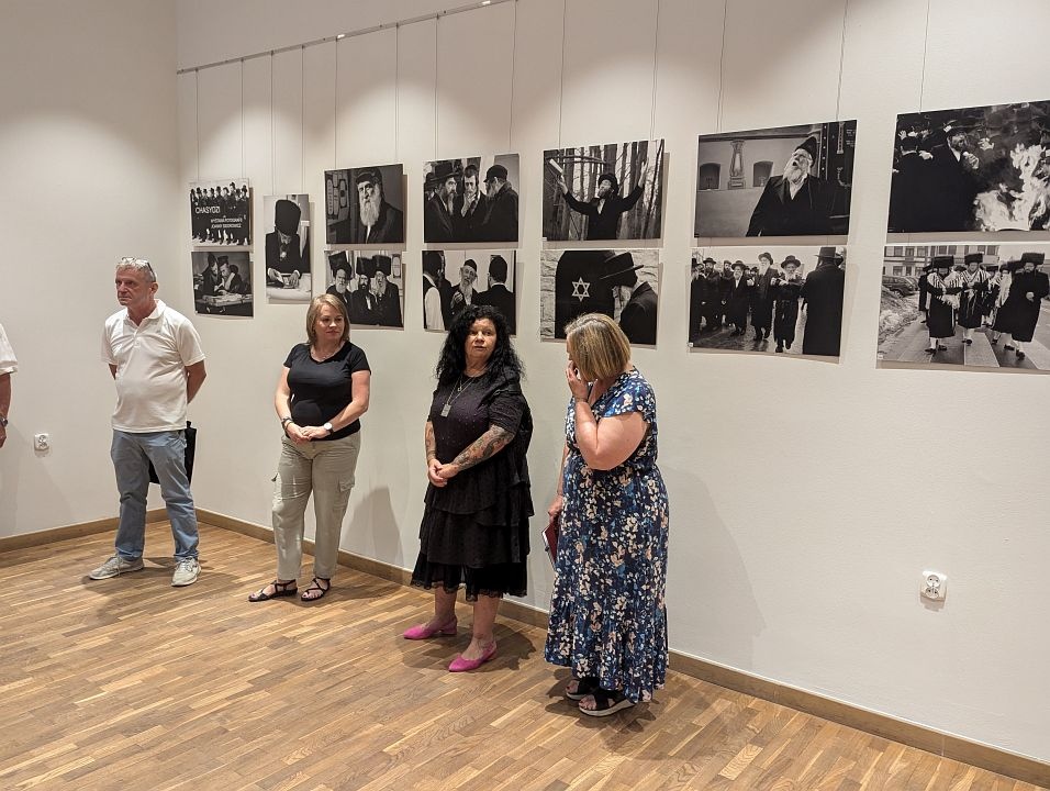 Otwarcie wystawy “Chasydzi” w Muzeum Kultury Kurpiowskiej - zdjęcie #5 - eOstroleka.pl