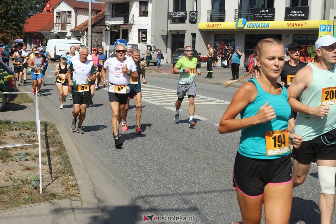 Bieg Miodobrania Kurpiowskiego 2024 [24.08.2024] - zdjęcie #40 - eOstroleka.pl