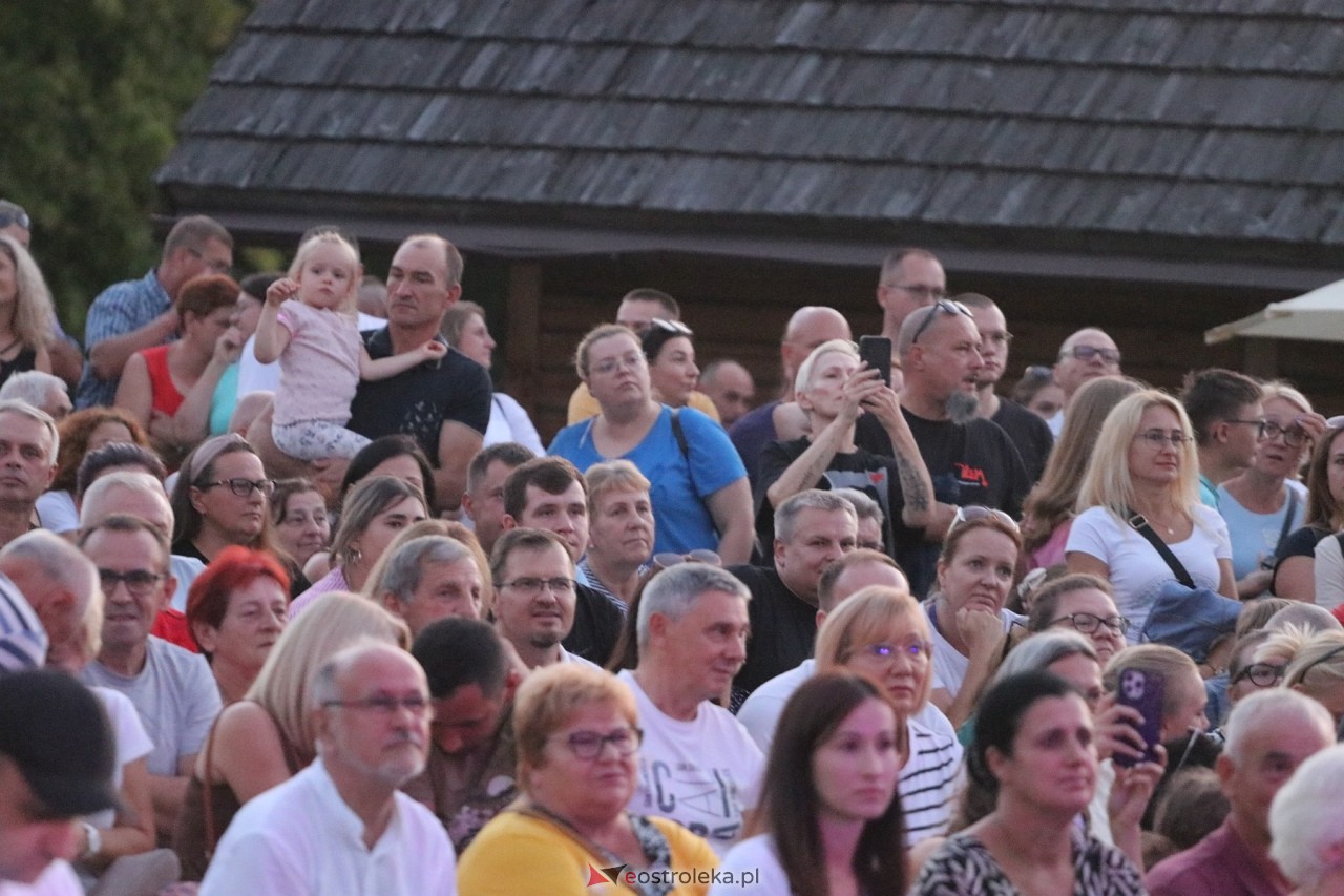 Miodobraniowa Noc Kabaretowa 2024 [24.08.2024] - zdjęcie #194 - eOstroleka.pl