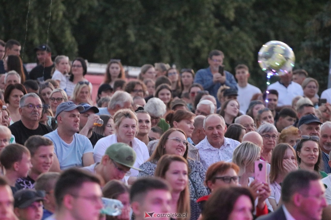 Miodobraniowa Noc Kabaretowa 2024 [24.08.2024] - zdjęcie #193 - eOstroleka.pl