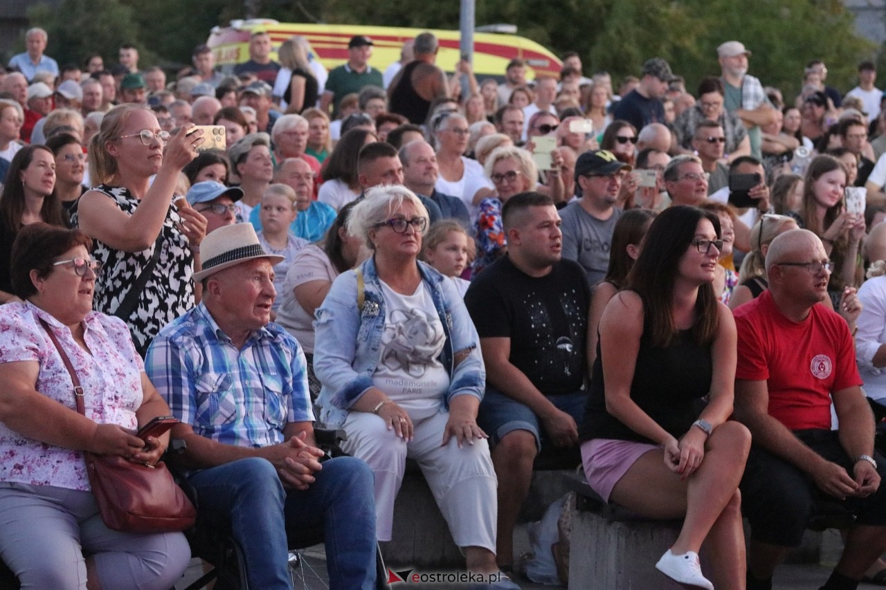 Miodobraniowa Noc Kabaretowa 2024 [24.08.2024] - zdjęcie #189 - eOstroleka.pl