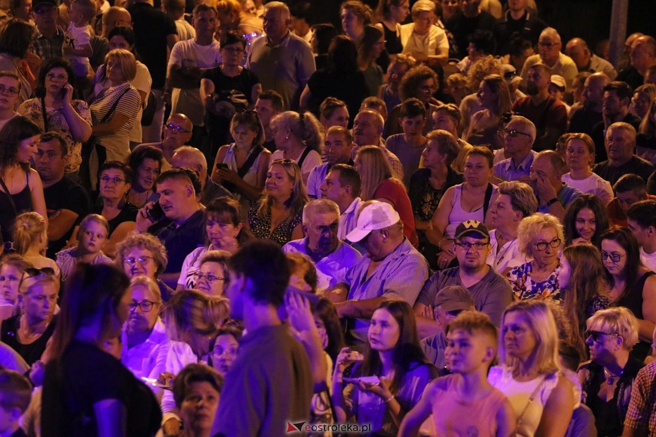Miodobraniowa Noc Kabaretowa 2024 [24.08.2024] - zdjęcie #123 - eOstroleka.pl