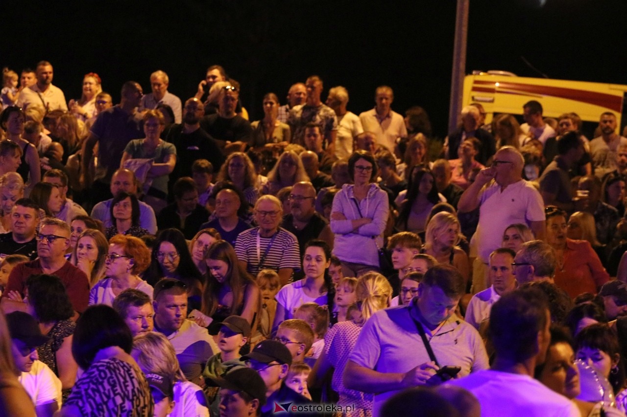 Miodobraniowa Noc Kabaretowa 2024 [24.08.2024] - zdjęcie #119 - eOstroleka.pl