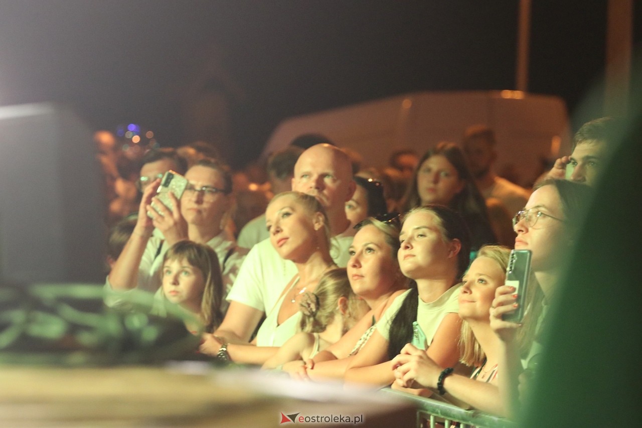 Miodobraniowa Noc Kabaretowa 2024 [24.08.2024] - zdjęcie #101 - eOstroleka.pl