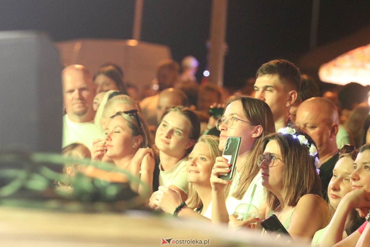 Miodobraniowa Noc Kabaretowa 2024 [24.08.2024] - zdjęcie #96 - eOstroleka.pl