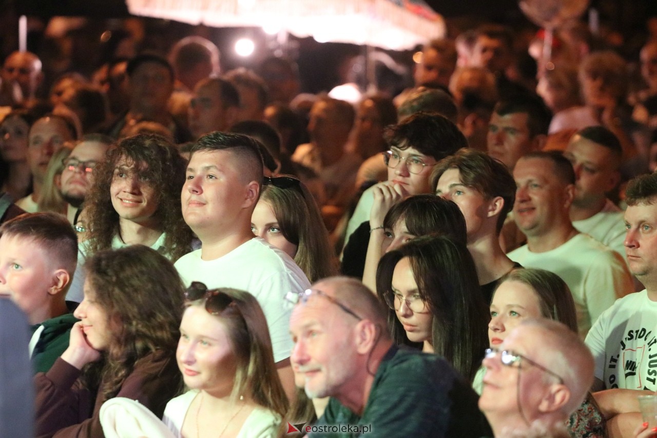 Miodobraniowa Noc Kabaretowa 2024 [24.08.2024] - zdjęcie #60 - eOstroleka.pl