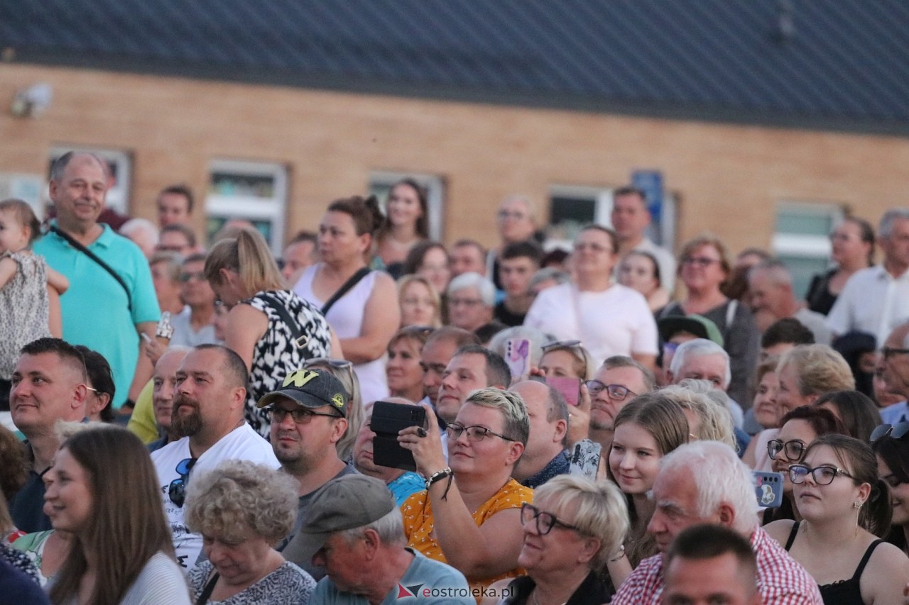 Miodobraniowa Noc Kabaretowa 2024 [24.08.2024] - zdjęcie #156 - eOstroleka.pl