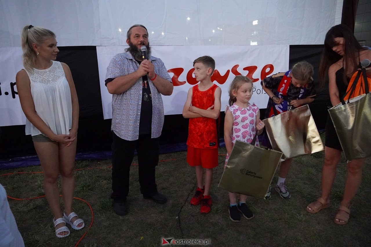 Letnie kino plenerowe w Ostrołęce. Na dużym ekranie film „Krudowie 2: Nowa Era” [24.08.2024] - zdjęcie #23 - eOstroleka.pl