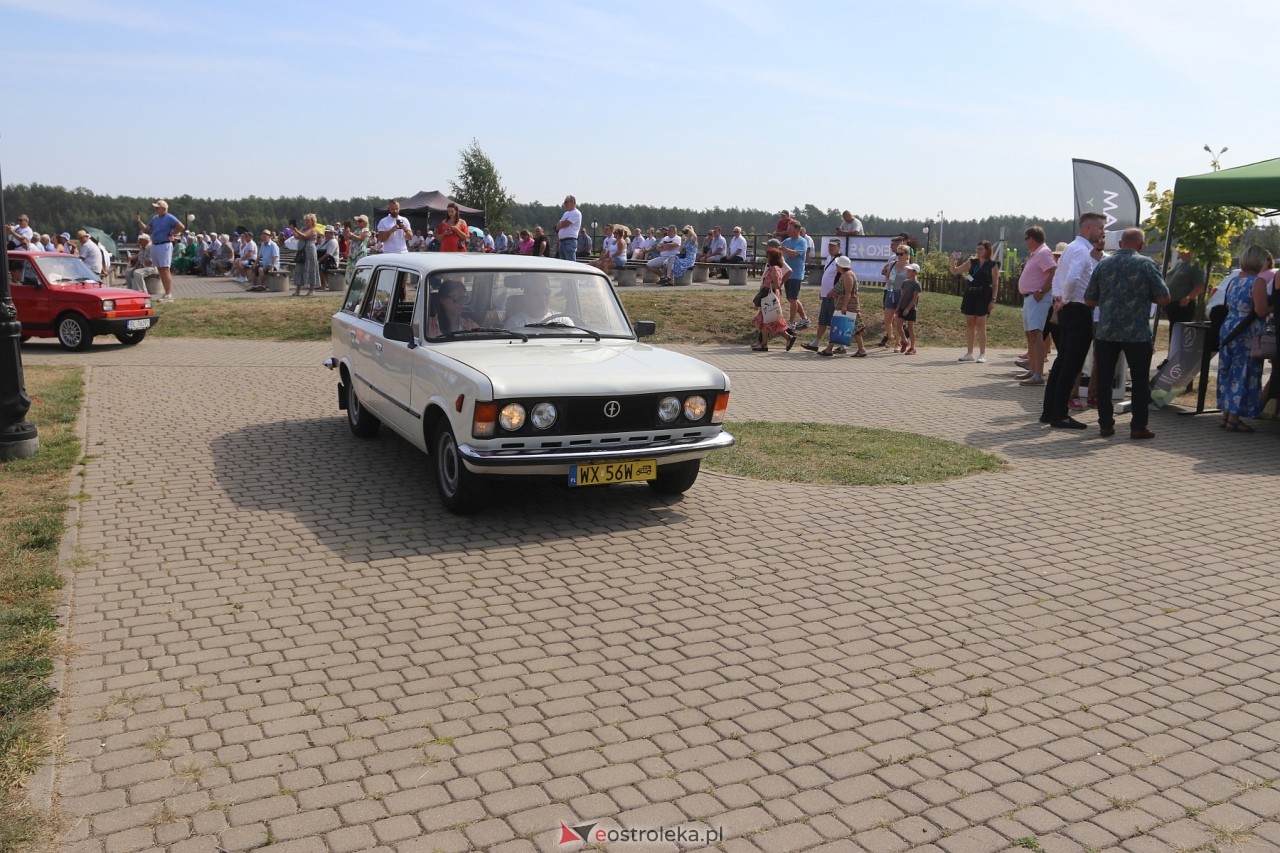 Miodobranie Kurpiowskie 2024 - zlot aut z PRL [25.08.2024] - zdjęcie #18 - eOstroleka.pl
