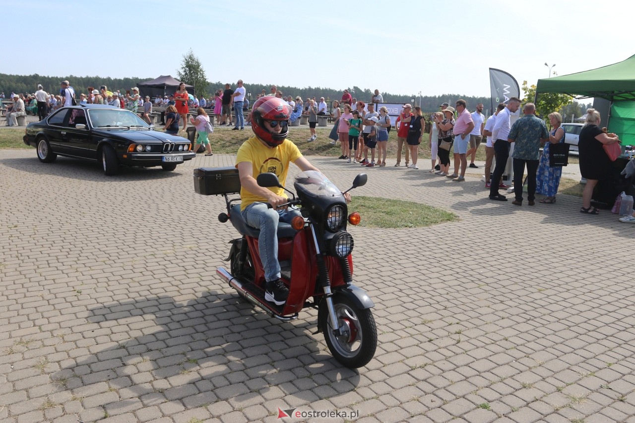 Miodobranie Kurpiowskie 2024 - zlot aut z PRL [25.08.2024] - zdjęcie #12 - eOstroleka.pl