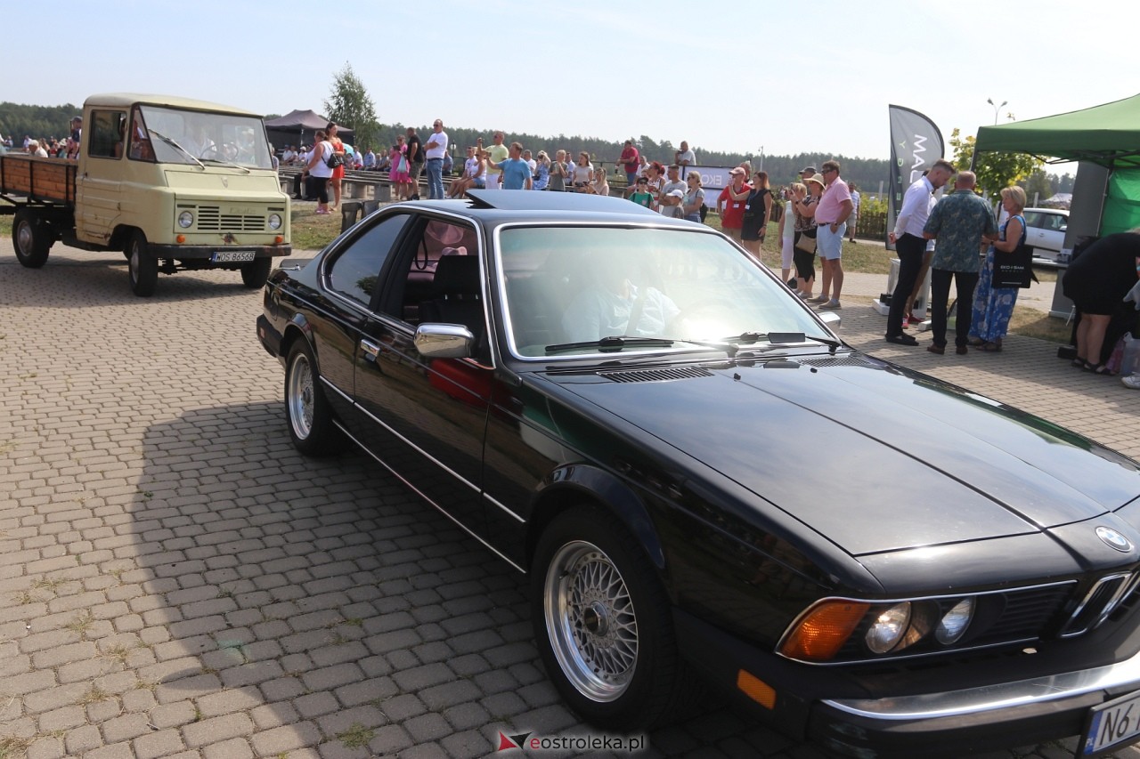 Miodobranie Kurpiowskie 2024 - zlot aut z PRL [25.08.2024] - zdjęcie #10 - eOstroleka.pl