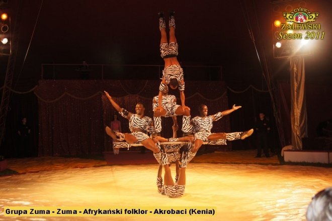 Cyrk Zalewski (23 VII 2011) - zdjęcie #10 - eOstroleka.pl