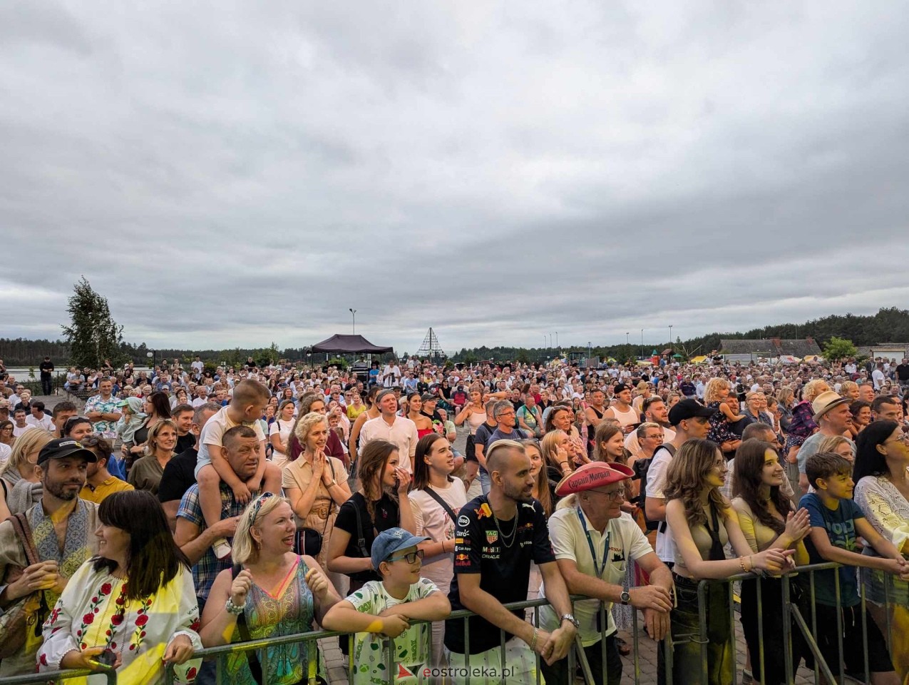 Miodobranie Kurpiowskie 2024 - Wanda i Banda oraz Ania Dąbrowska [25.08.2024] - zdjęcie #3 - eOstroleka.pl