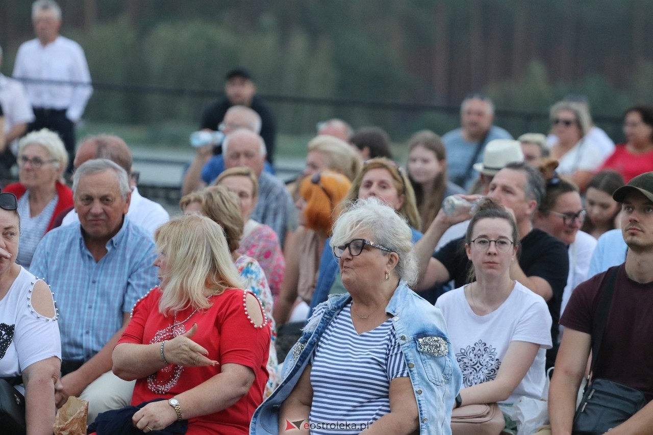Miodobranie Kurpiowskie 2024 - Wanda i Banda oraz Ania Dąbrowska [25.08.2024] - zdjęcie #92 - eOstroleka.pl