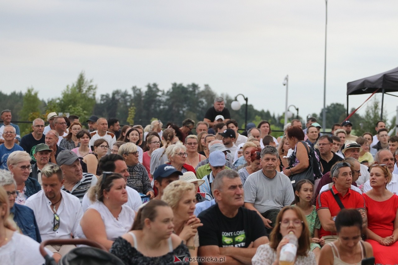 Miodobranie Kurpiowskie 2024 - Wanda i Banda oraz Ania Dąbrowska [25.08.2024] - zdjęcie #83 - eOstroleka.pl