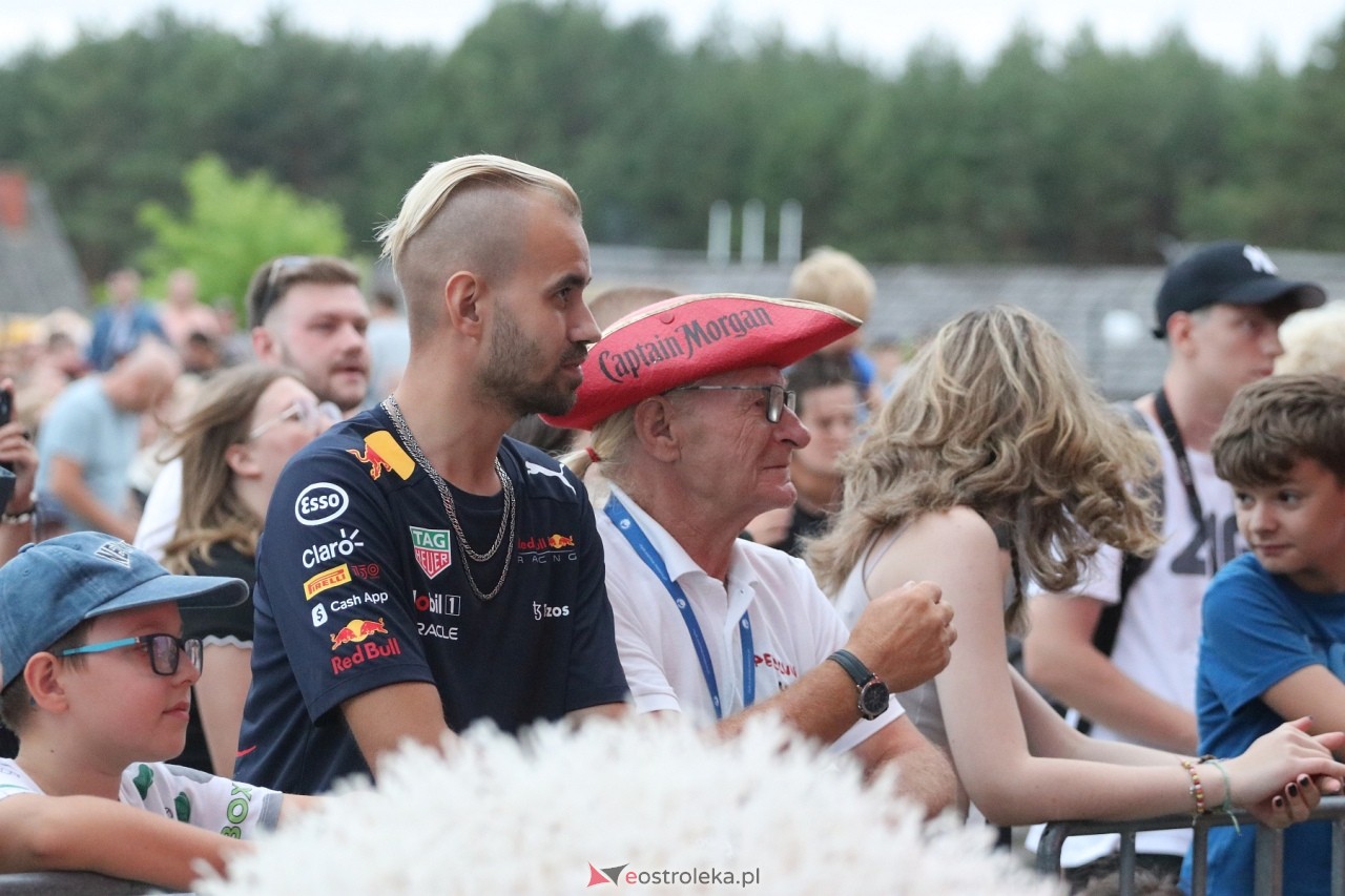 Miodobranie Kurpiowskie 2024 - Wanda i Banda oraz Ania Dąbrowska [25.08.2024] - zdjęcie #78 - eOstroleka.pl