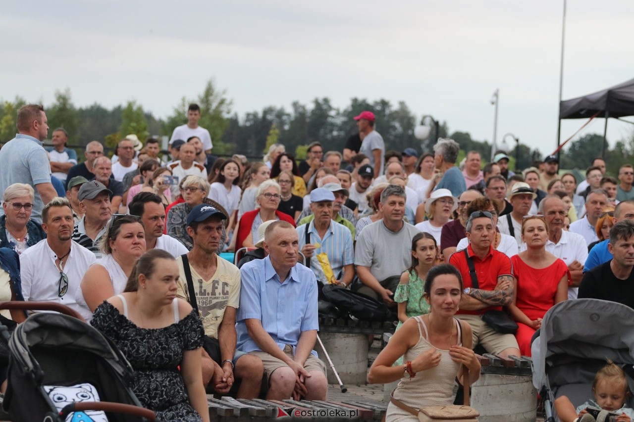 Miodobranie Kurpiowskie 2024 - Wanda i Banda oraz Ania Dąbrowska [25.08.2024] - zdjęcie #76 - eOstroleka.pl
