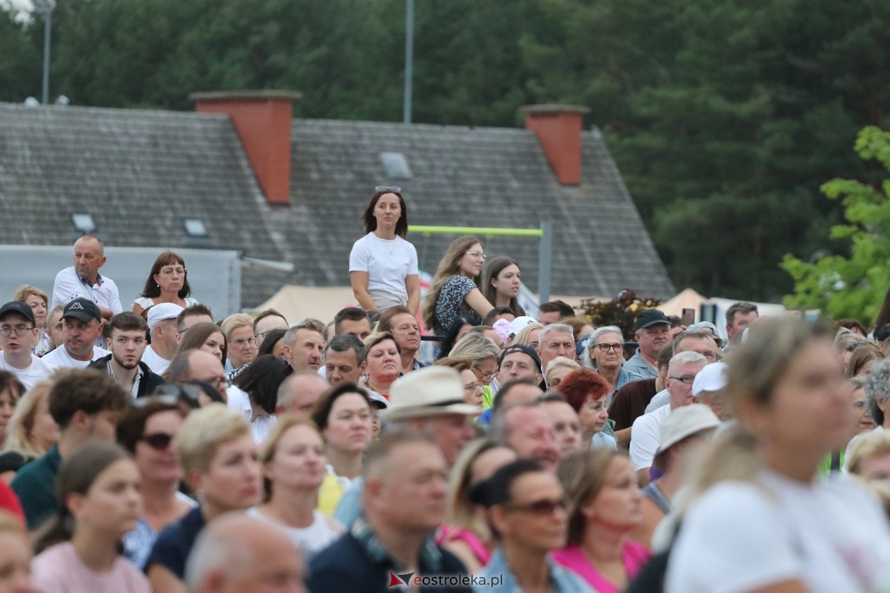 Miodobranie Kurpiowskie 2024 - Wanda i Banda oraz Ania Dąbrowska [25.08.2024] - zdjęcie #72 - eOstroleka.pl