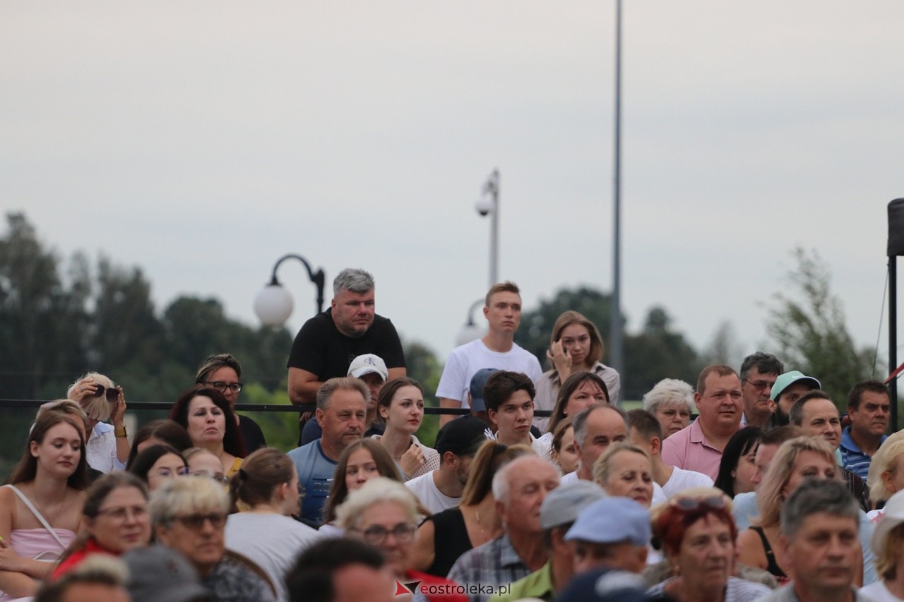 Miodobranie Kurpiowskie 2024 - Wanda i Banda oraz Ania Dąbrowska [25.08.2024] - zdjęcie #69 - eOstroleka.pl