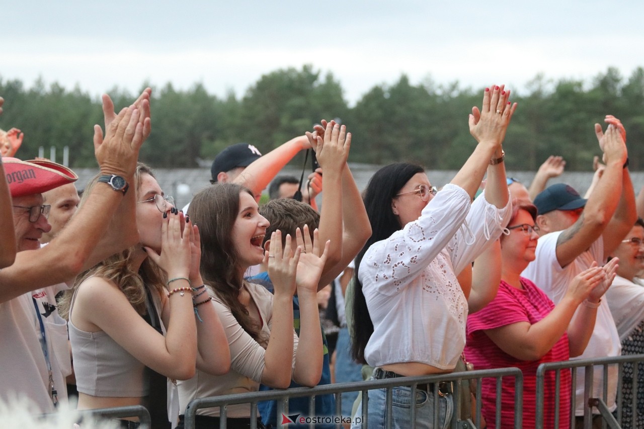 Miodobranie Kurpiowskie 2024 - Wanda i Banda oraz Ania Dąbrowska [25.08.2024] - zdjęcie #67 - eOstroleka.pl