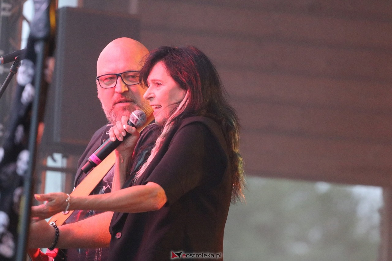 Miodobranie Kurpiowskie 2024 - Wanda i Banda oraz Ania Dąbrowska [25.08.2024] - zdjęcie #63 - eOstroleka.pl