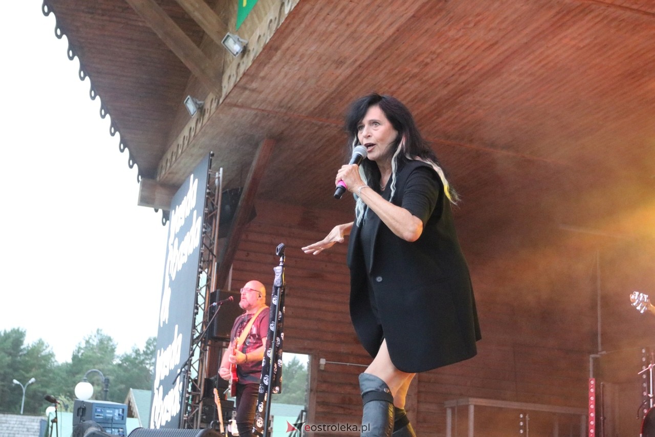 Miodobranie Kurpiowskie 2024 - Wanda i Banda oraz Ania Dąbrowska [25.08.2024] - zdjęcie #57 - eOstroleka.pl