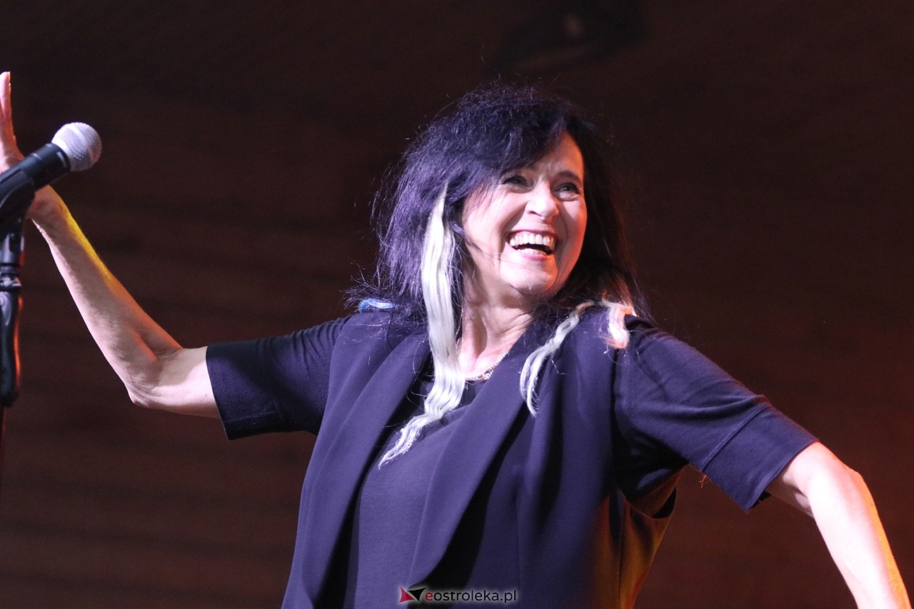 Miodobranie Kurpiowskie 2024 - Wanda i Banda oraz Ania Dąbrowska [25.08.2024] - zdjęcie #52 - eOstroleka.pl