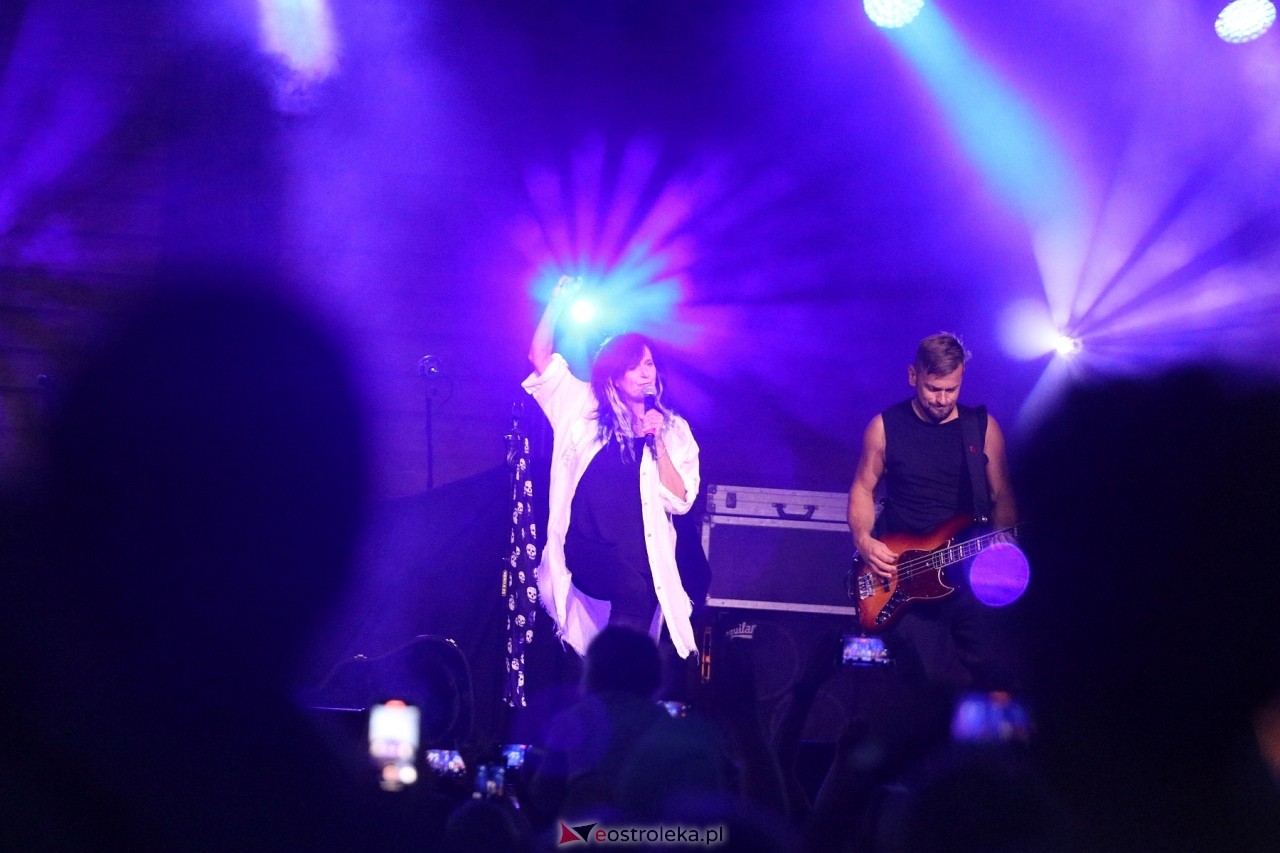 Miodobranie Kurpiowskie 2024 - Wanda i Banda oraz Ania Dąbrowska [25.08.2024] - zdjęcie #25 - eOstroleka.pl