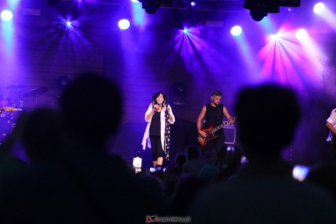 Miodobranie Kurpiowskie 2024 - Wanda i Banda oraz Ania Dąbrowska [25.08.2024] - zdjęcie #24 - eOstroleka.pl