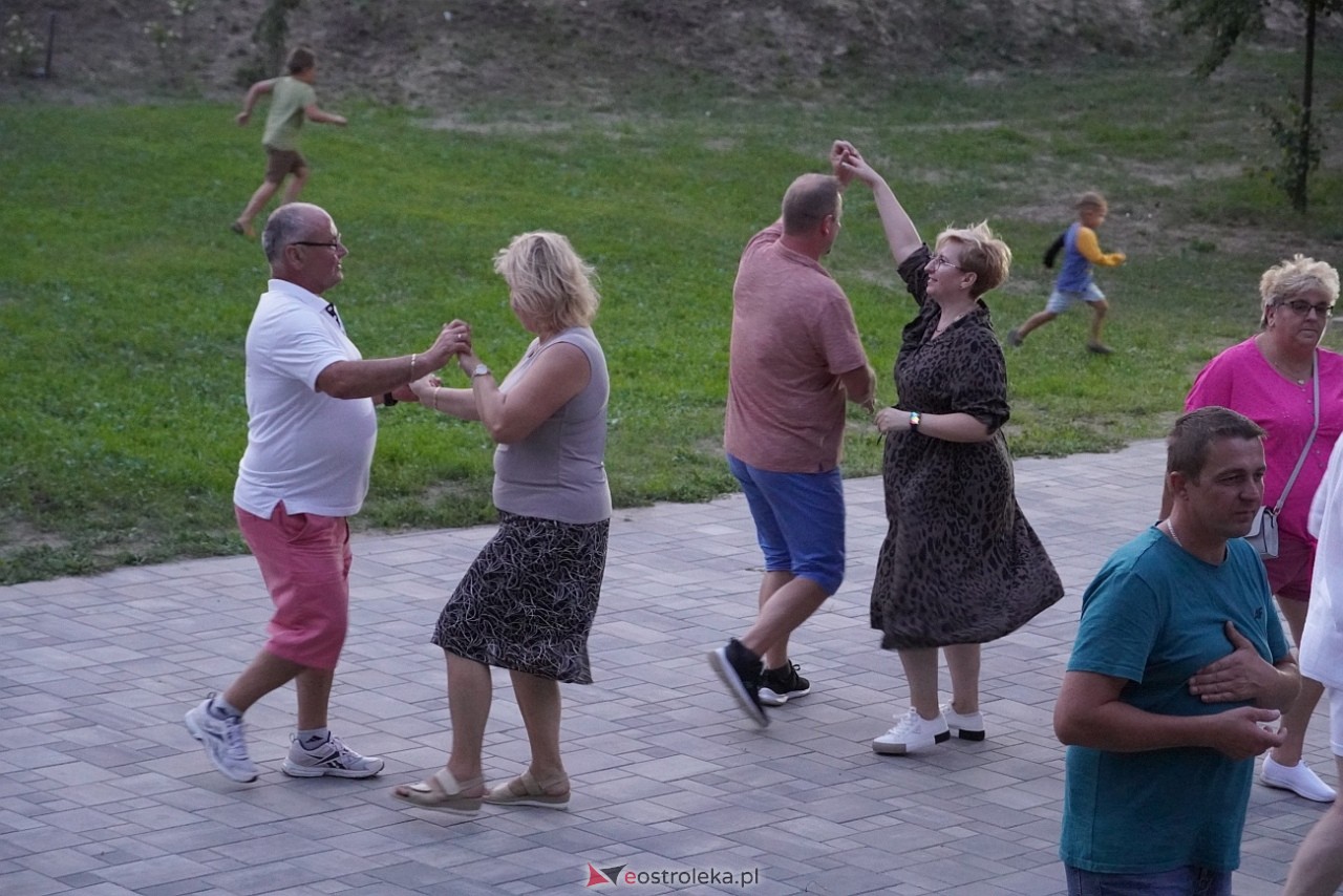 Potańcówka odpustowa z KGW Kurpie Szlacheckie i Dworskie [25.08.2024] - zdjęcie #21 - eOstroleka.pl