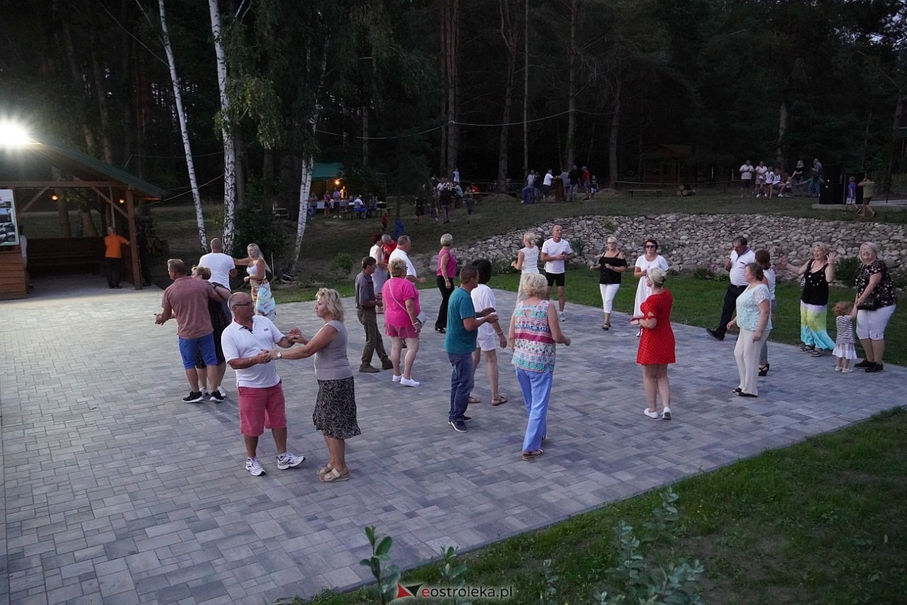Potańcówka odpustowa z KGW Kurpie Szlacheckie i Dworskie [25.08.2024] - zdjęcie #1 - eOstroleka.pl