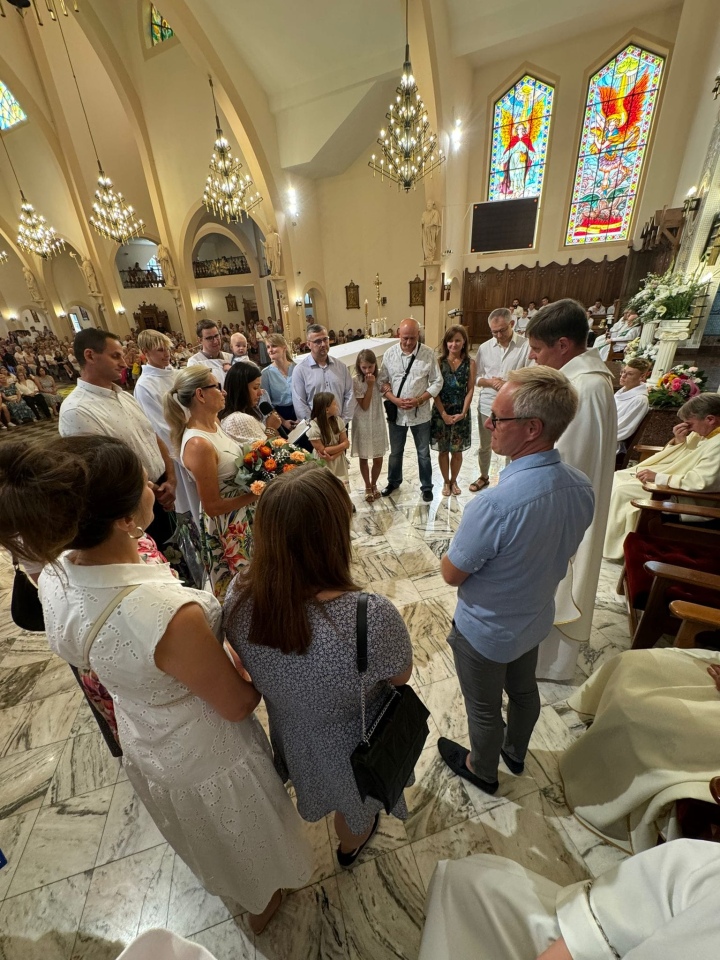 Pożegnanie ks. Cezarego Czarkowskiego [27.08.2024] - zdjęcie #15 - eOstroleka.pl