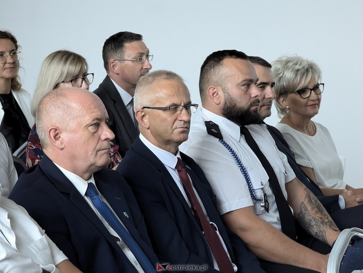 Podpisanie umowy na dofinansowanie dla gminy Olszewo-Borki ze środkó WFOŚiGW [28.08.2024] - zdjęcie #2 - eOstroleka.pl