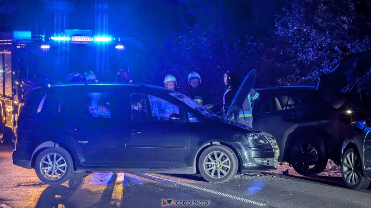 Borawe. Zderzenie trzech samochowdów [28.08.2024] - zdjęcie #5 - eOstroleka.pl