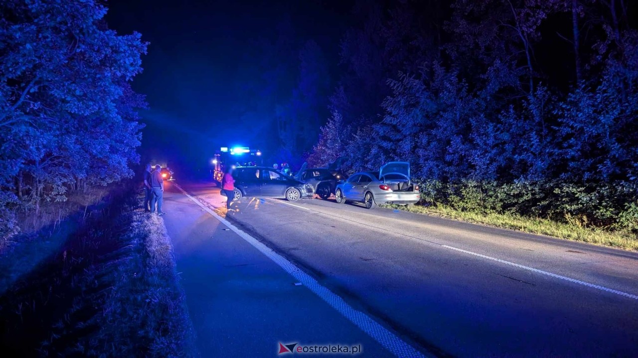 Borawe. Zderzenie trzech samochowdów [28.08.2024] - zdjęcie #3 - eOstroleka.pl