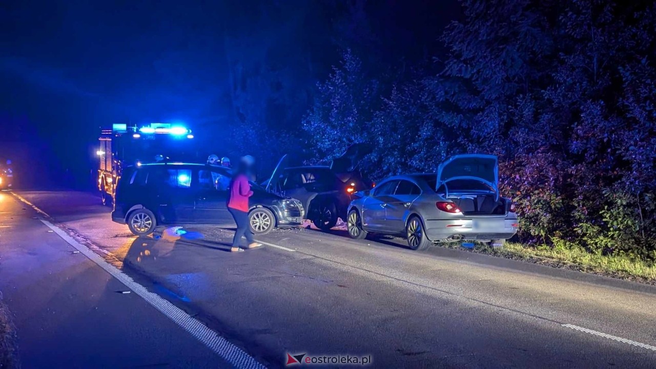 Borawe. Zderzenie trzech samochowdów [28.08.2024] - zdjęcie #1 - eOstroleka.pl