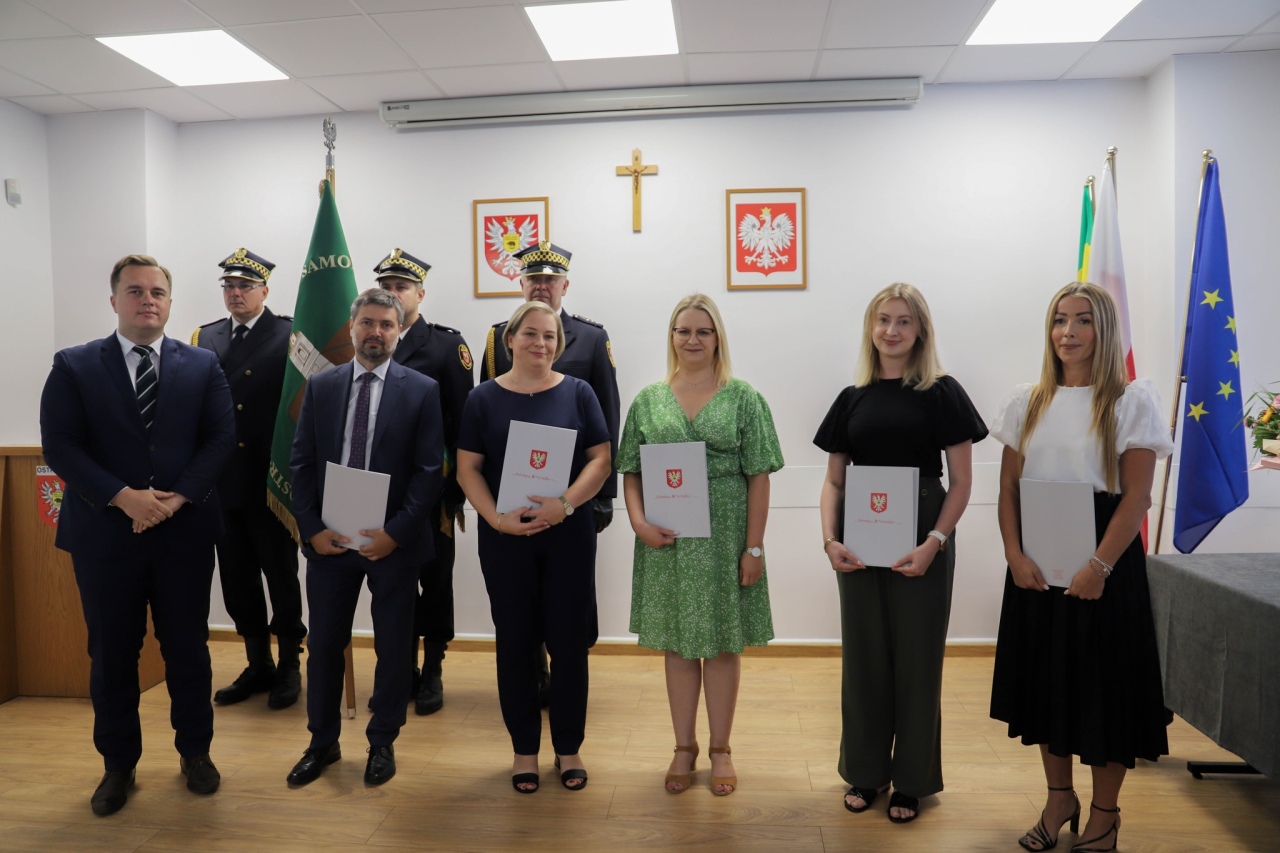 Awanse dla nauczycieli [29.08.2024] - zdjęcie #18 - eOstroleka.pl