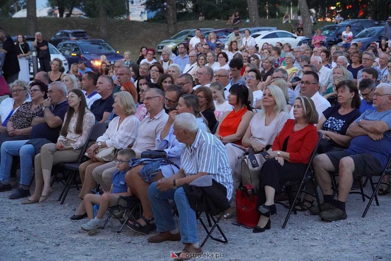 „Lubię tu wracać… - koncert galowy na otwarcie Festiwalu Ostrołęckie Operalia [30.08.2024] - zdjęcie #54 - eOstroleka.pl