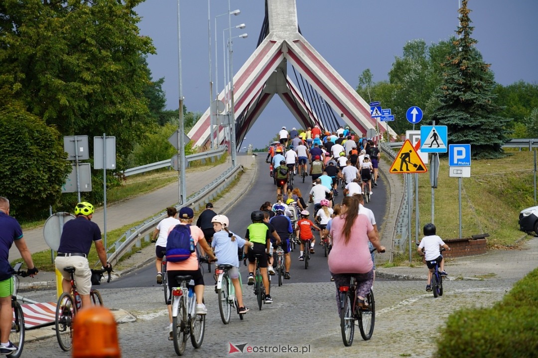 Rodzinny rajd rowerowy na pożegnanie wakacji [31.08.2024] - zdjęcie #2 - eOstroleka.pl