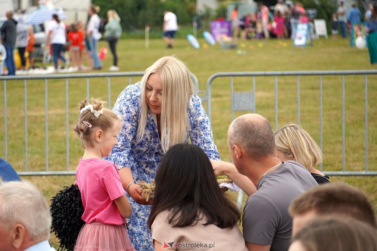 Dożynki w Olszewie Borkach [31.08.2024] - zdjęcie #114 - eOstroleka.pl