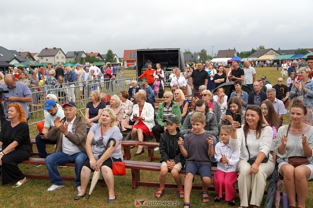 Dożynki w Olszewie Borkach [31.08.2024] - zdjęcie #77 - eOstroleka.pl