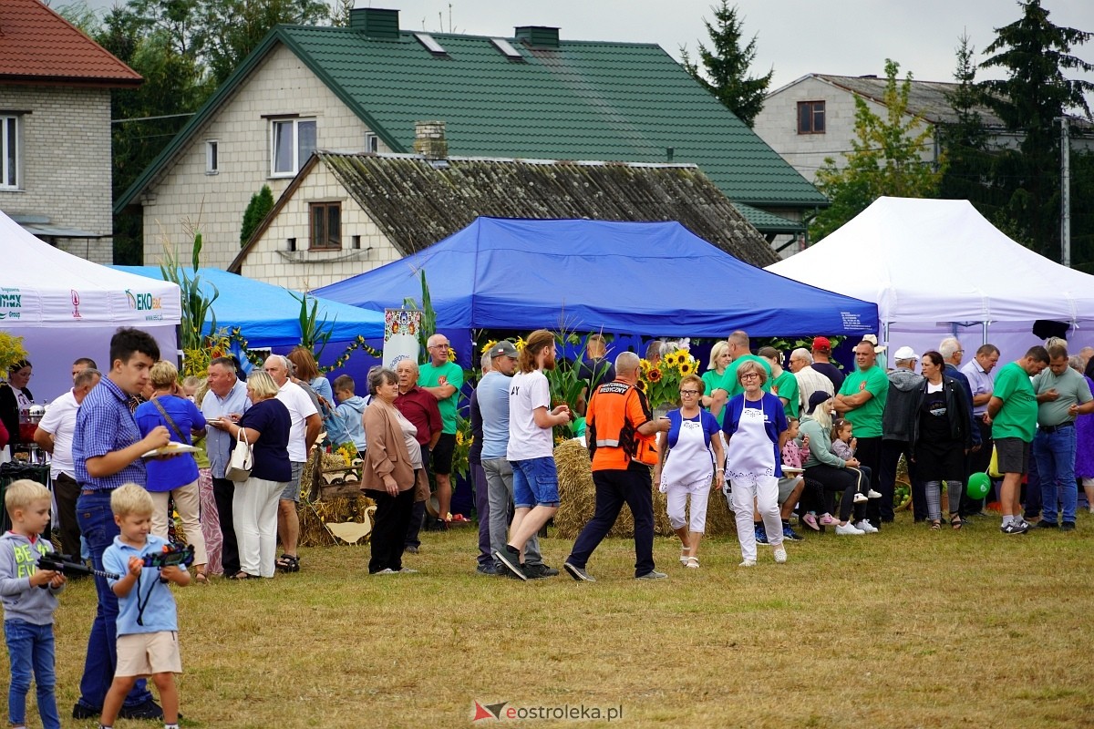 Dożynki w Olszewie Borkach [31.08.2024] - zdjęcie #4 - eOstroleka.pl