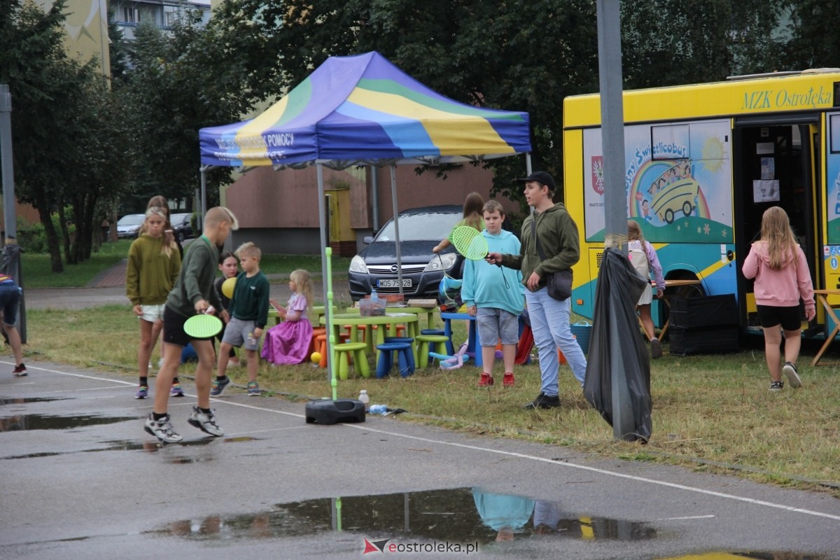 Festyn Radosne Wakacje 2 na osiedlu Centrum [31.08.2024] - zdjęcie #119 - eOstroleka.pl